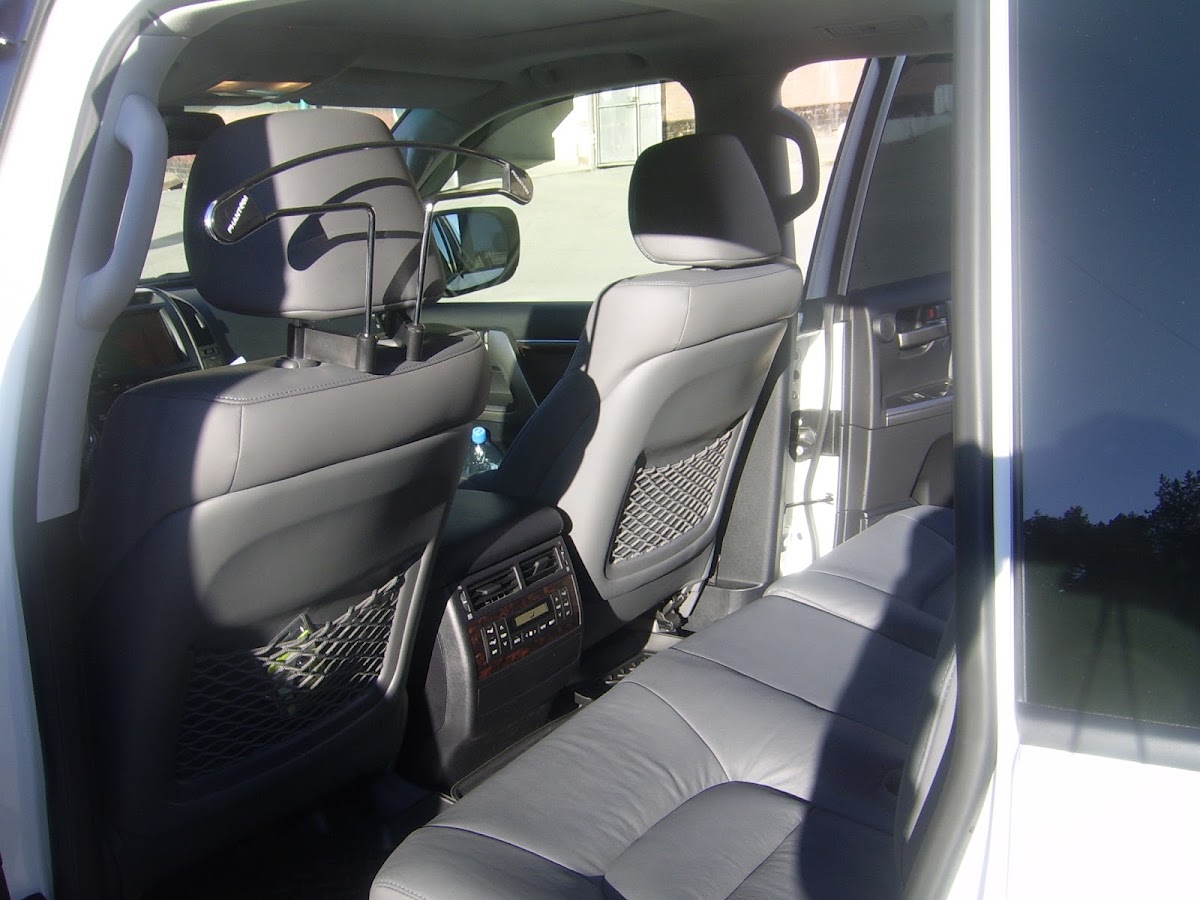 Toyota Land Cruiser 200