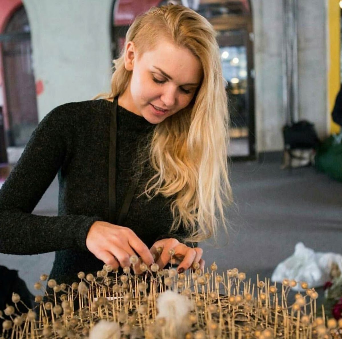 Для того чтобы вы могли доверить нам Оформление вашего мероприятия мы прошли долгое обучение флористики и декору у лучших преподавателей со всего мира!