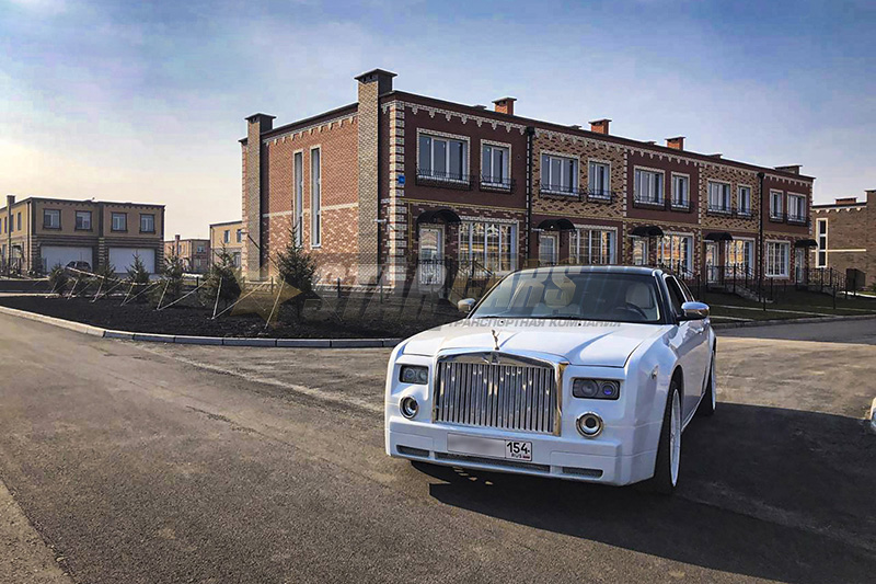 Chrysler 300C в стиле ROLLS-ROYCE