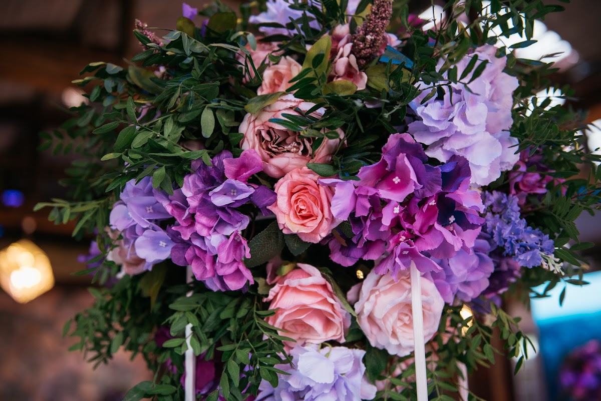 Организатор и декоратор - Ivory Wedding Studio
