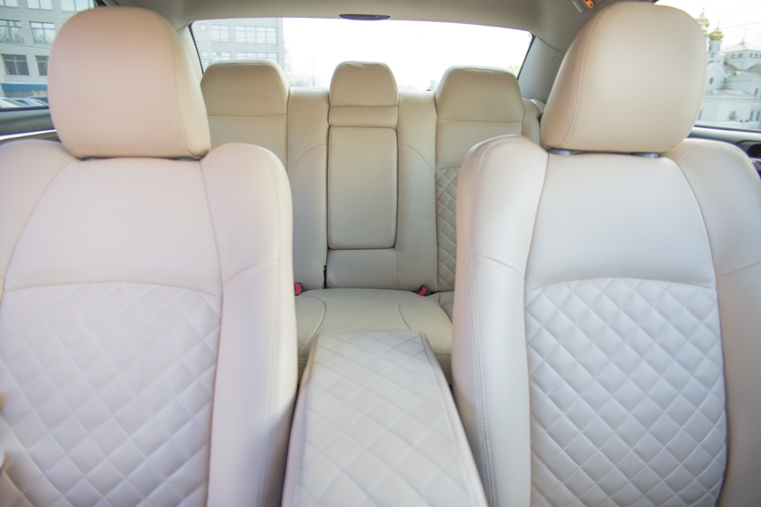 Chrysler 300C — кадр 2 из 2
