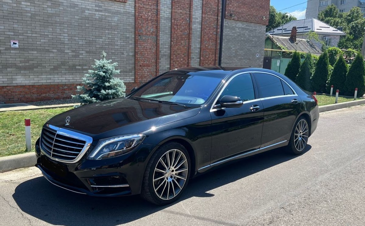 Mercedes-Benz S class 222