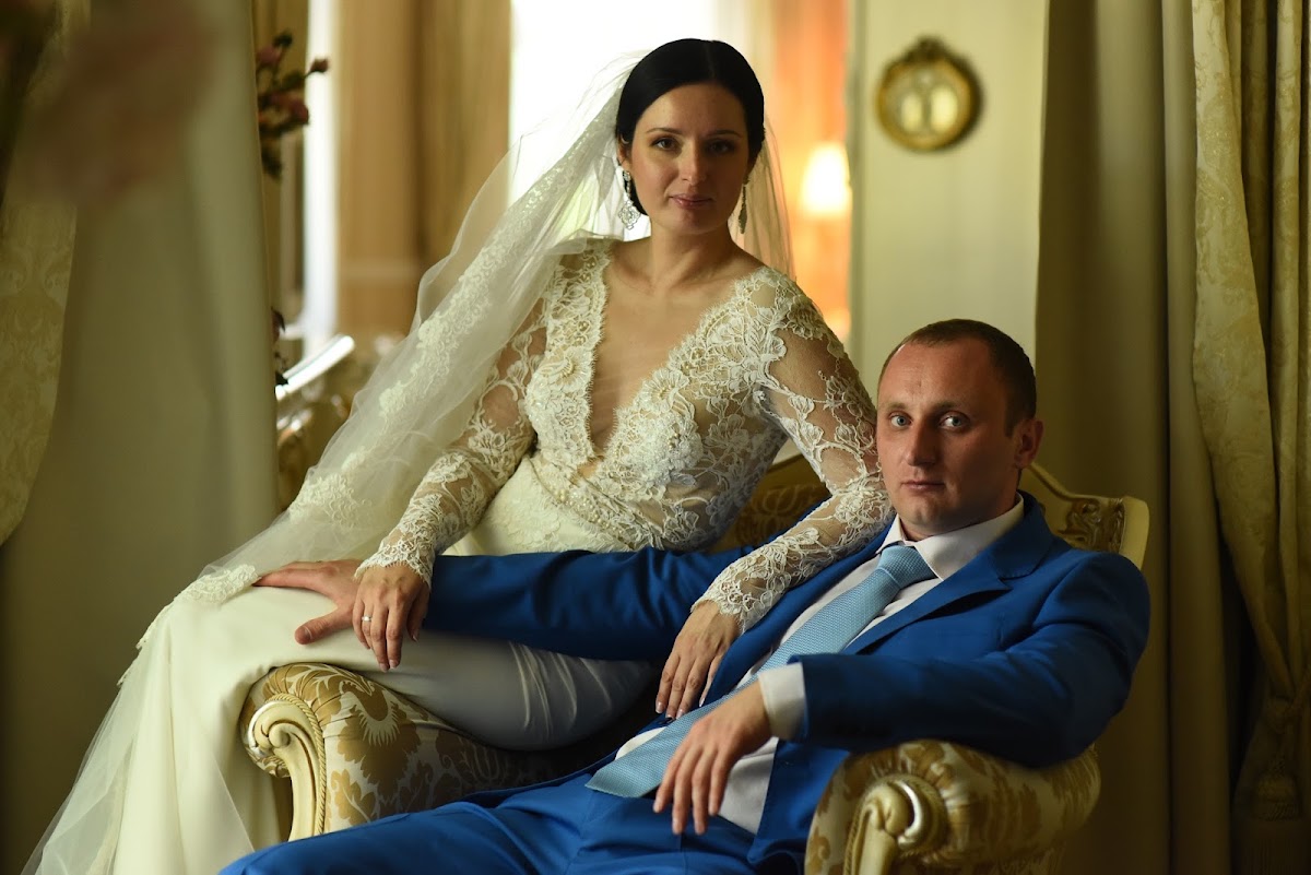 Алексей и Анна 26 сентября 2015 года в Онегин Дача. Жених съел свидетельство о регистрации