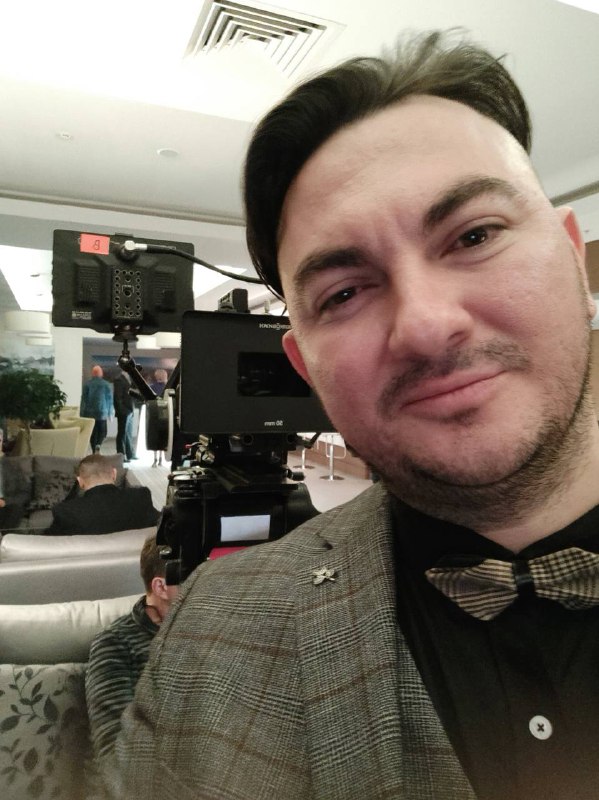 Я СНИМАЮСЬ В КИНО