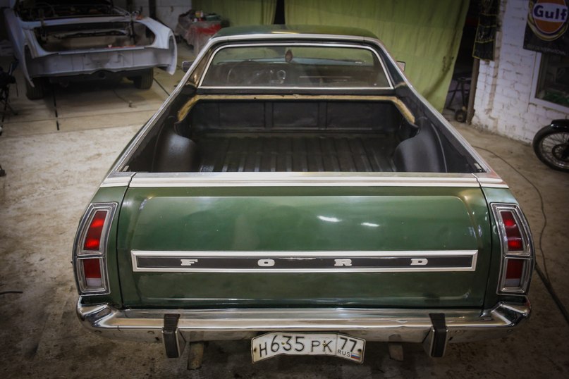 Ford Ranchero 500