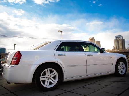 Сhrysler 300c — кадр 2 из 3