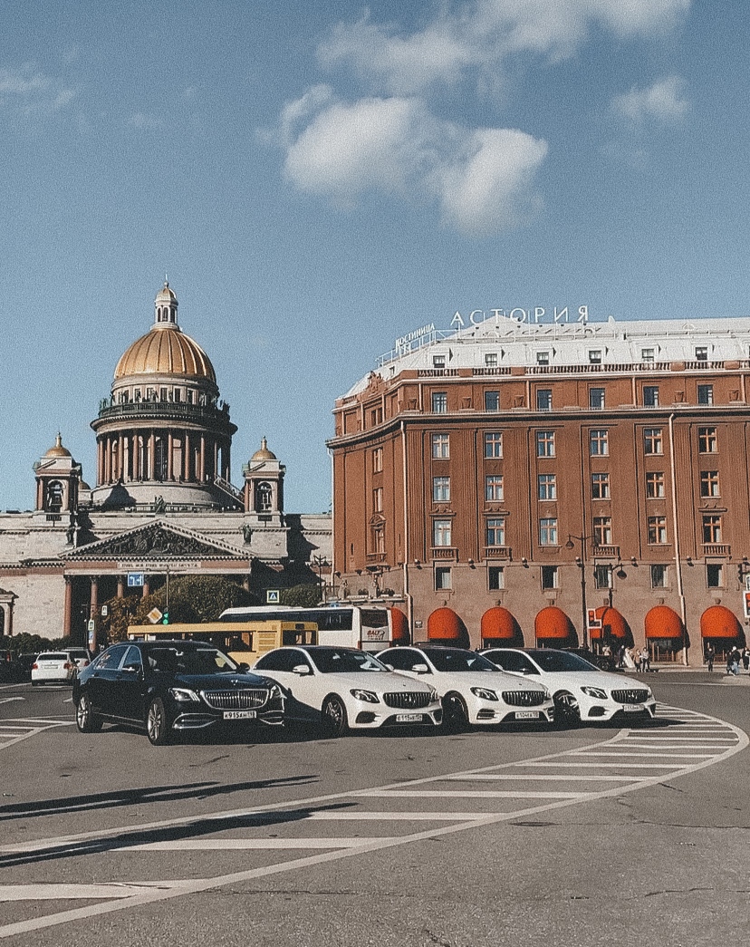 Свадебный кортеж из 3х Mercedes W213 AMG GT