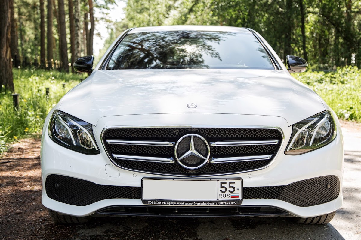 Mercedec Benz E213