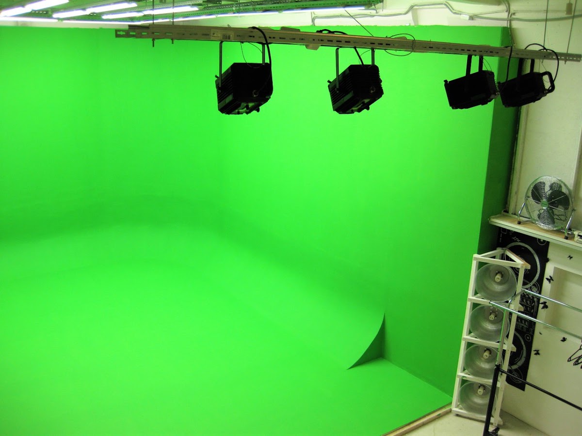 PUFF ORANGE STUDIO