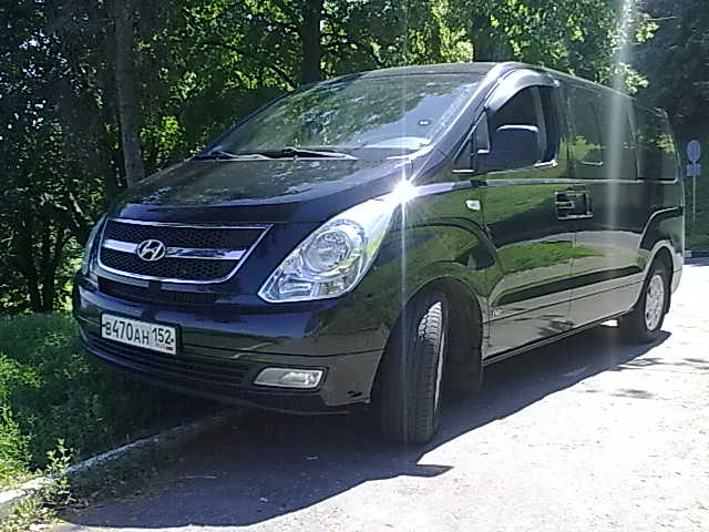 Хундай Гранд Старекс.
