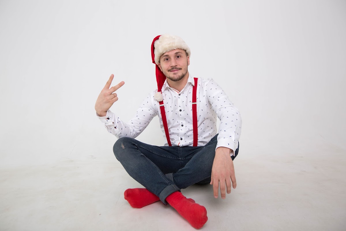 Ведущий на Ваше событие