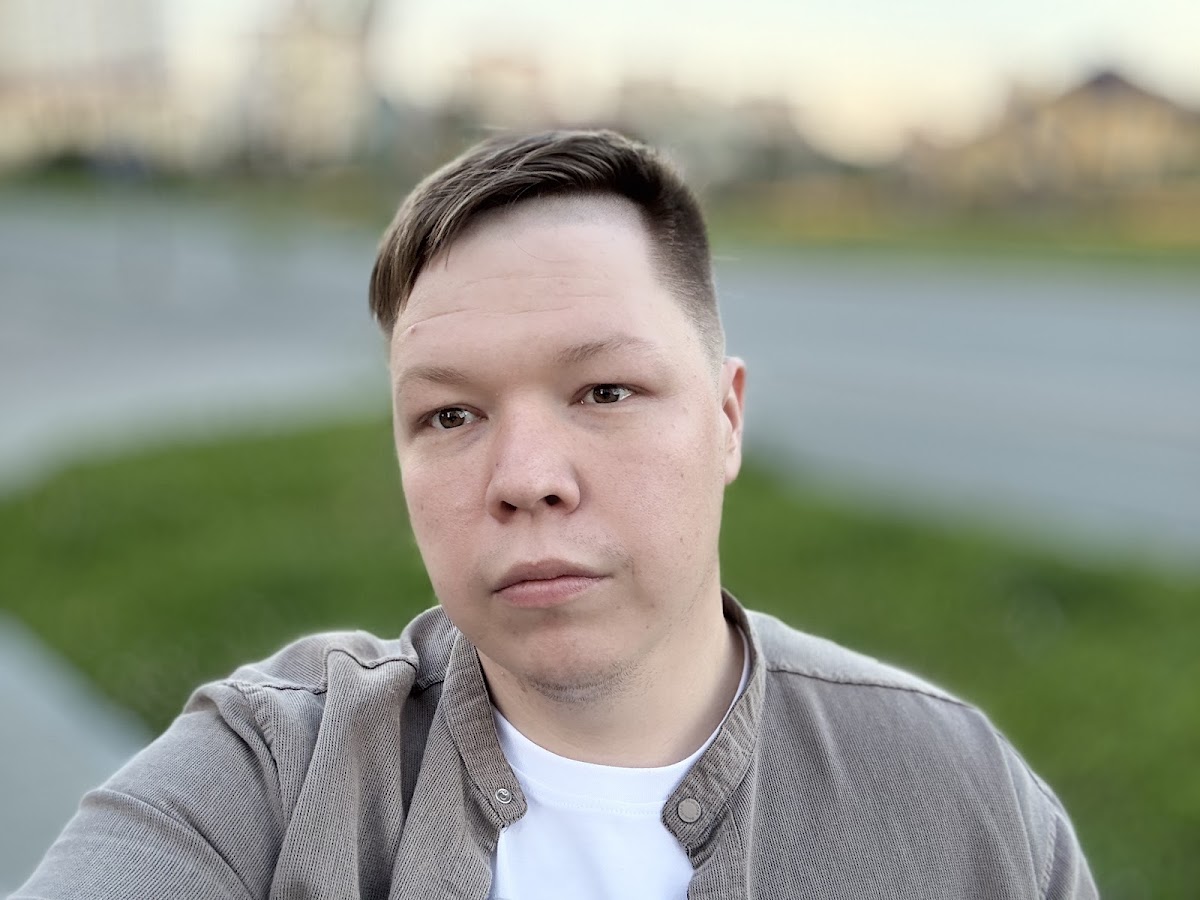 Павел Иванов
