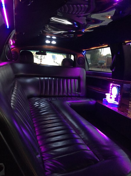 Lincoln Town Car — кадр 4 из 5