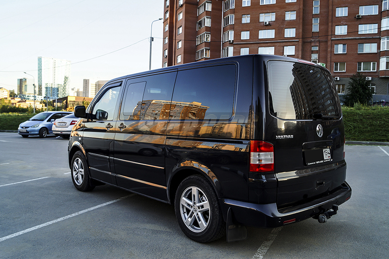 Volkswagen Multivan (6 мест)