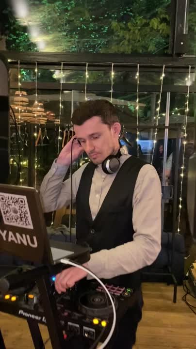 Денис Куртяну