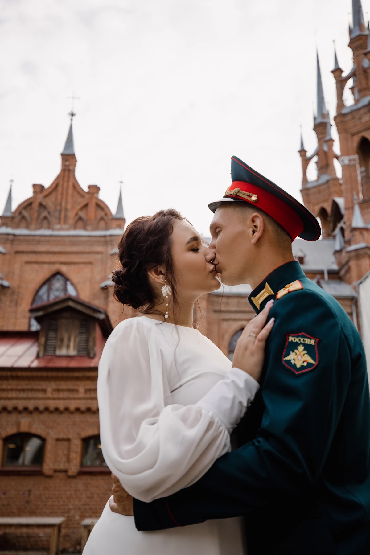 Золотой берег//Аня Антон?