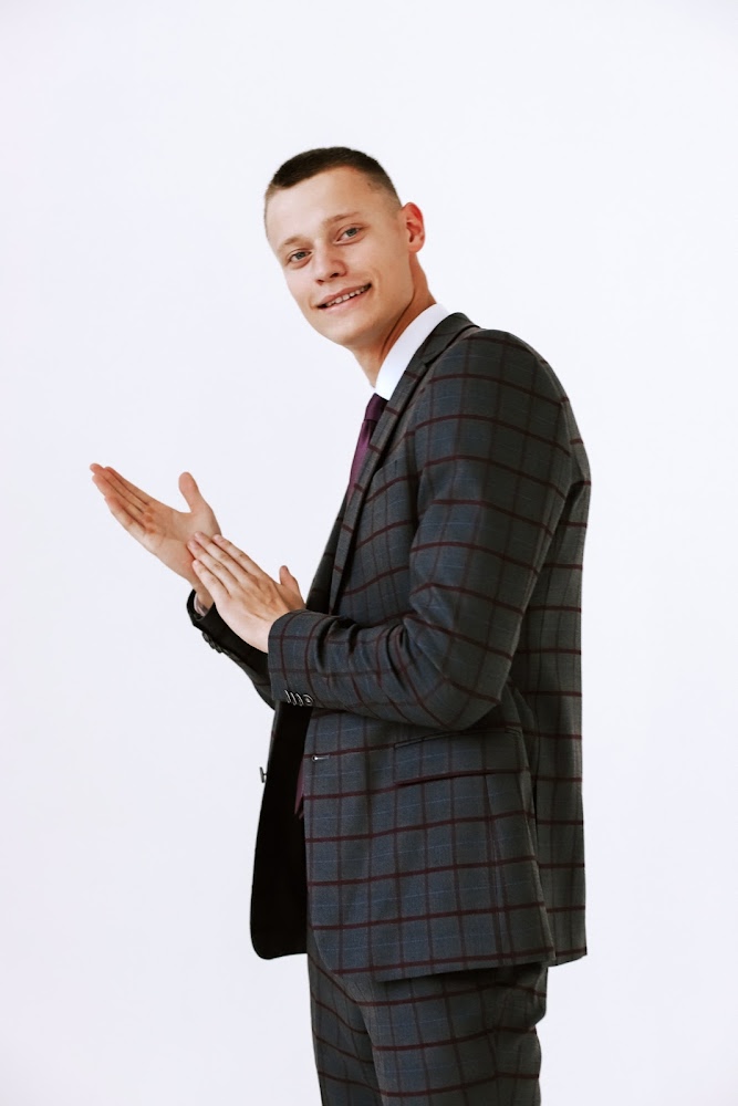 Кадр 12 из 56