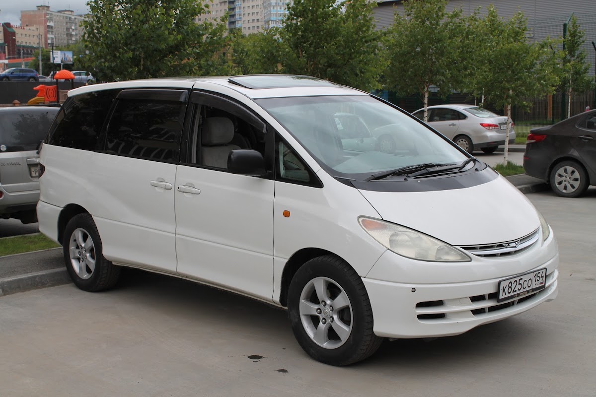 Toyota Estima