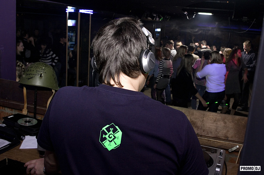 DJ Renar