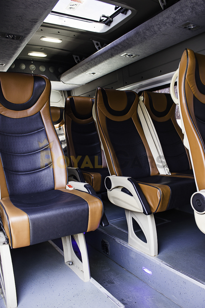 Ford Tranzit Toutist Luxury Белый