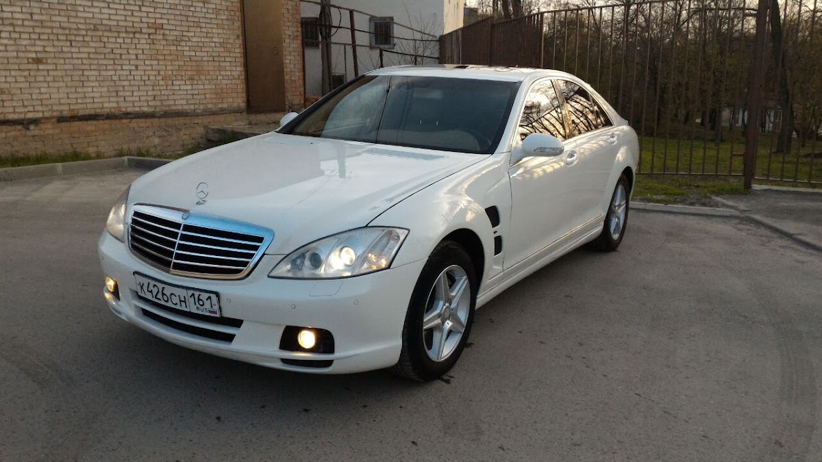 Mercedes 221 AMG