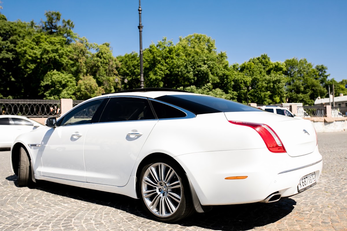 Ягуар XJ LONG