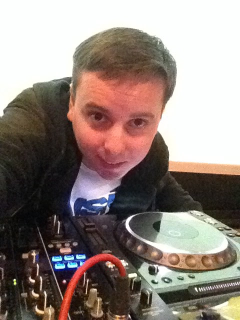 Dj