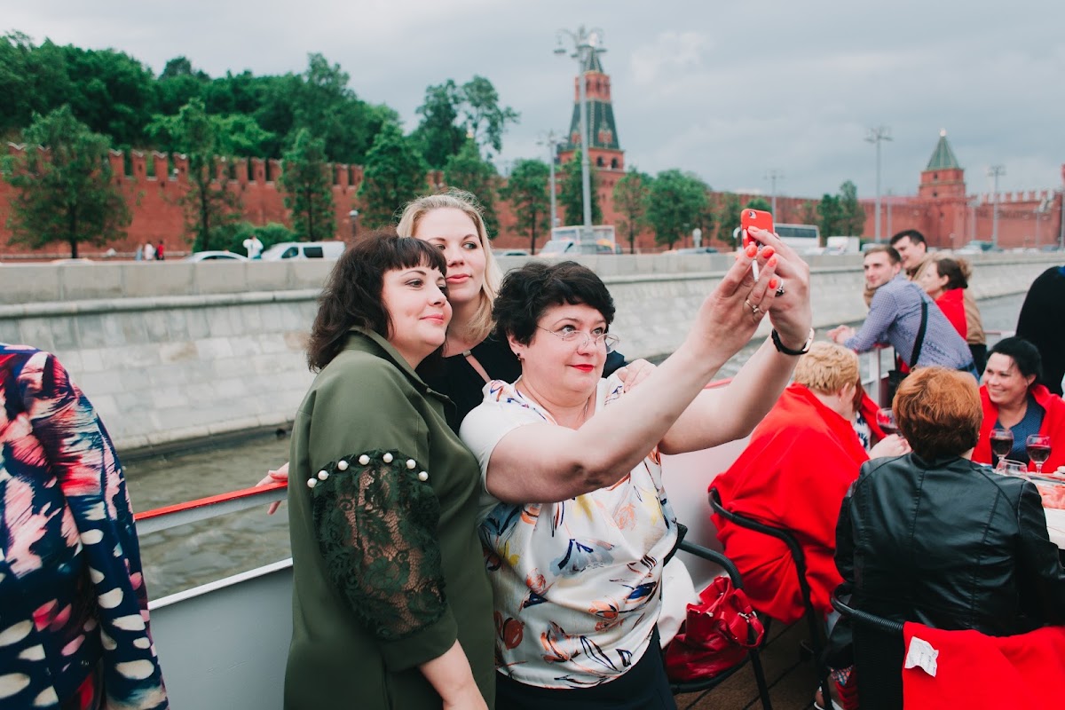 Корпоратив Метрополитен Отдел сбора доходов 18 мая (фуршет 90 человек)