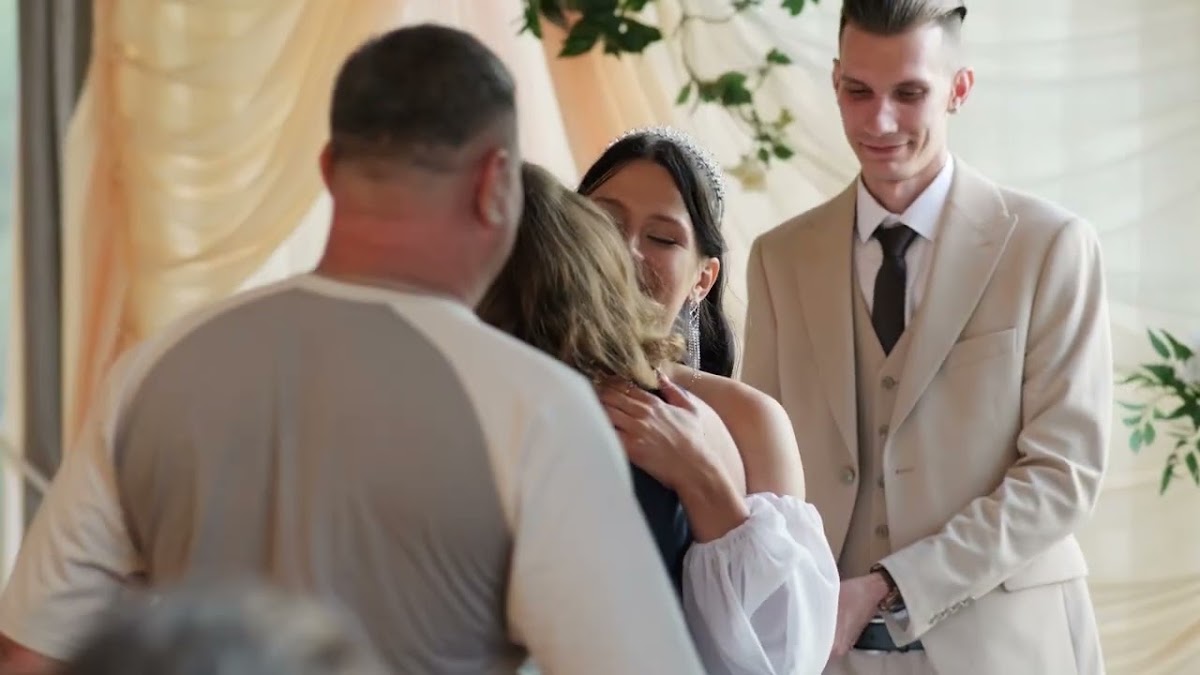 Видео