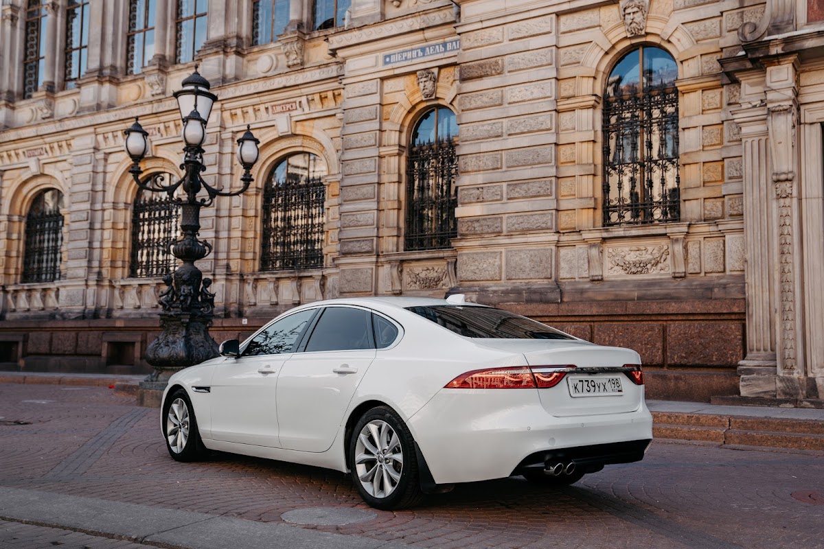 JAGUAR XF NEW