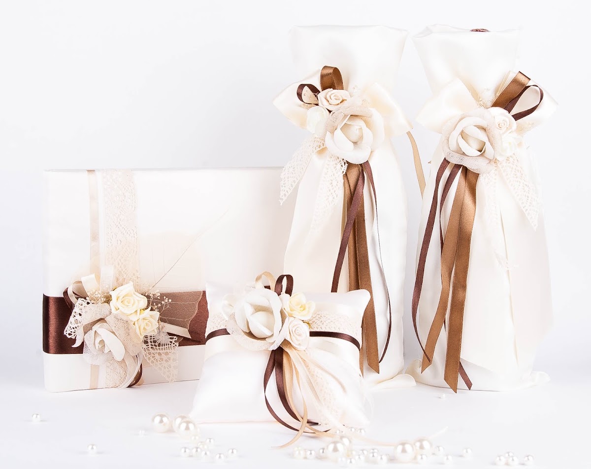 Unison wedding accessories