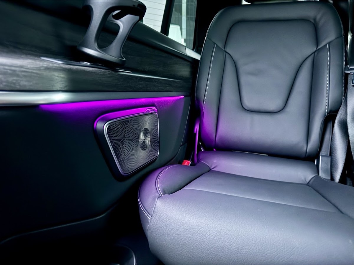 Mercedes-Benz V class — кадр 4 из 7