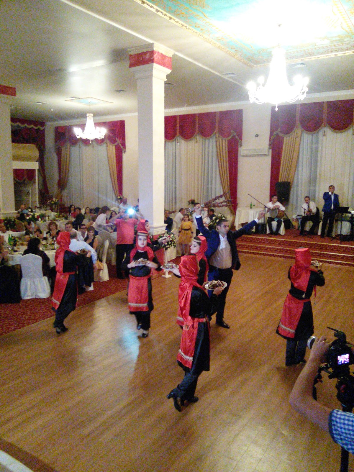 ресторан GRAND HALL