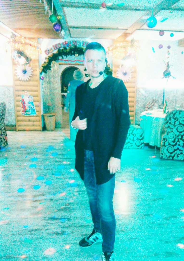 Юрий Градов