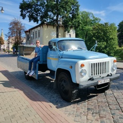 Илья Гущин