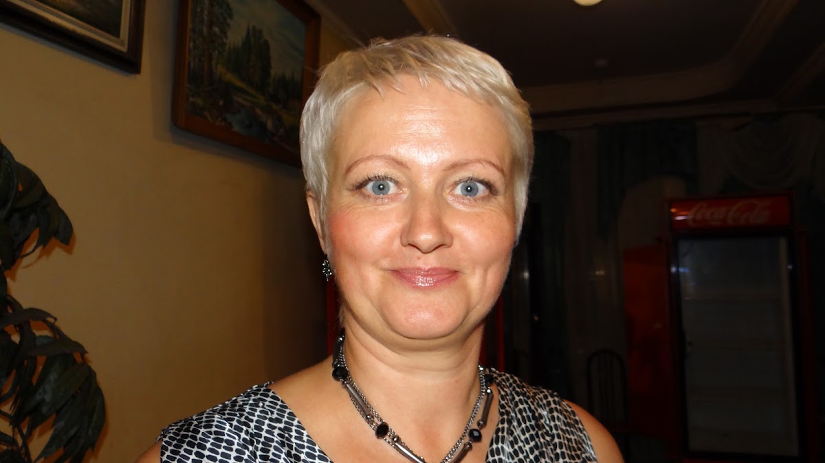 Анна и Сергей — Ведущая Марина Усольцева