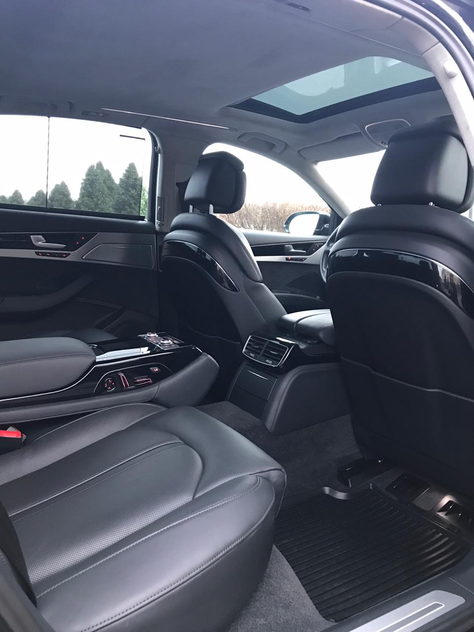 AUDI A8 LONG RESTAYLING