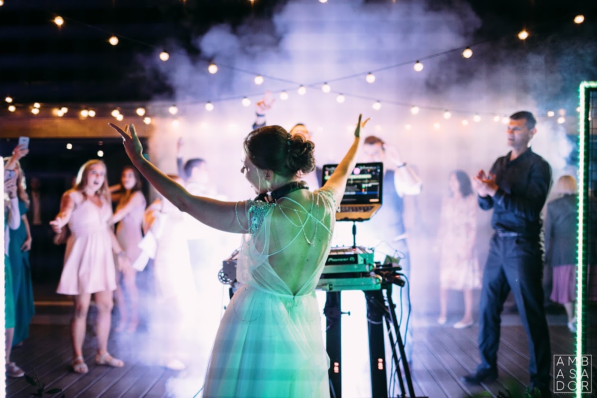 WEDDING