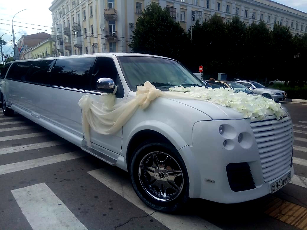 Лимузин Ford
