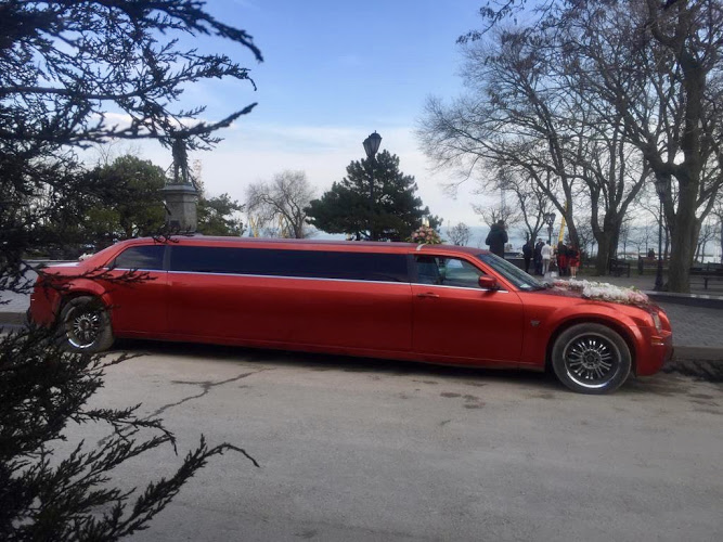 Крайслер 300с Red
