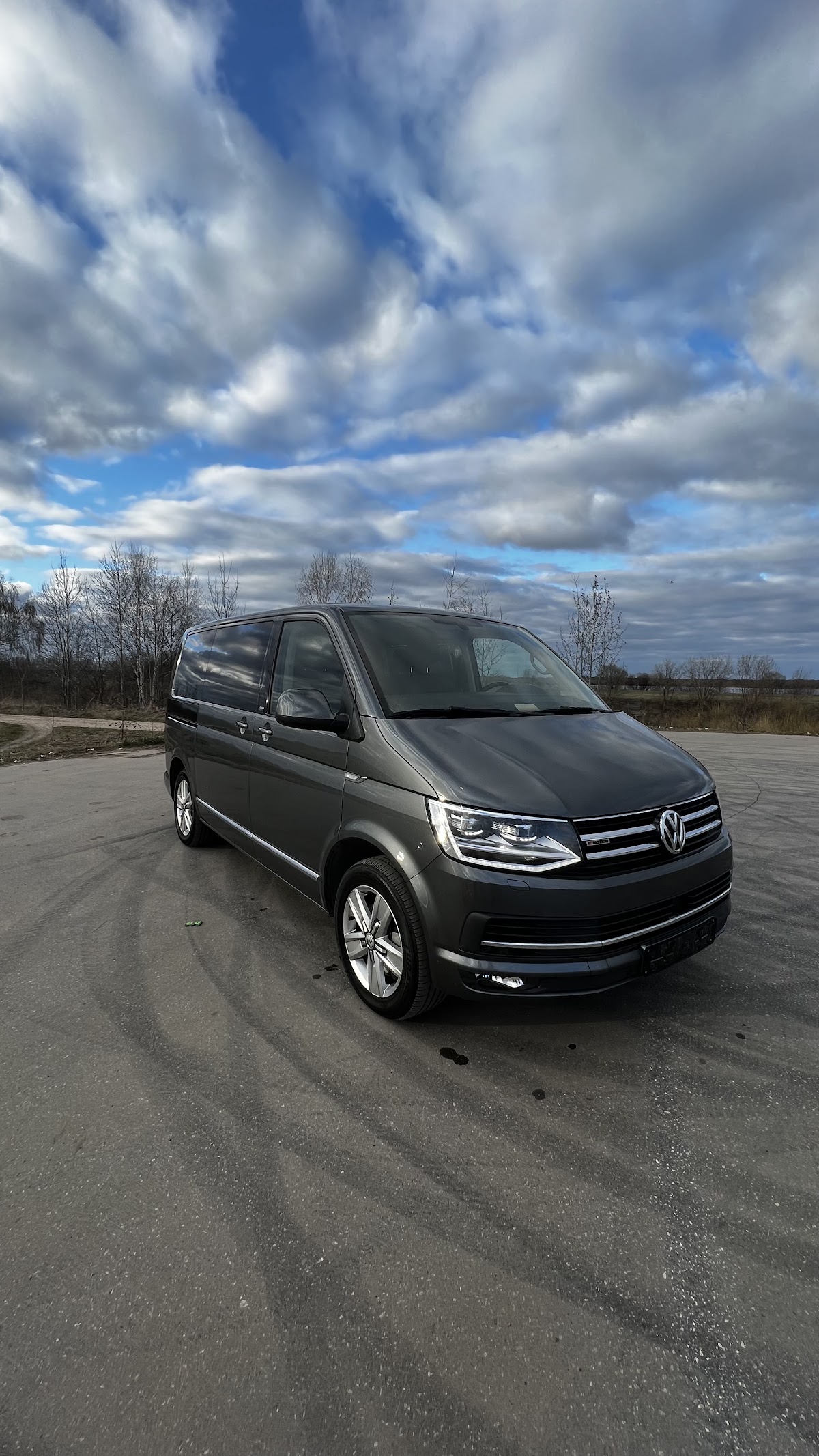 Volkswagen Multivan 6.1
