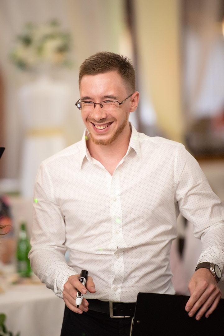 Кадр 170 из 200