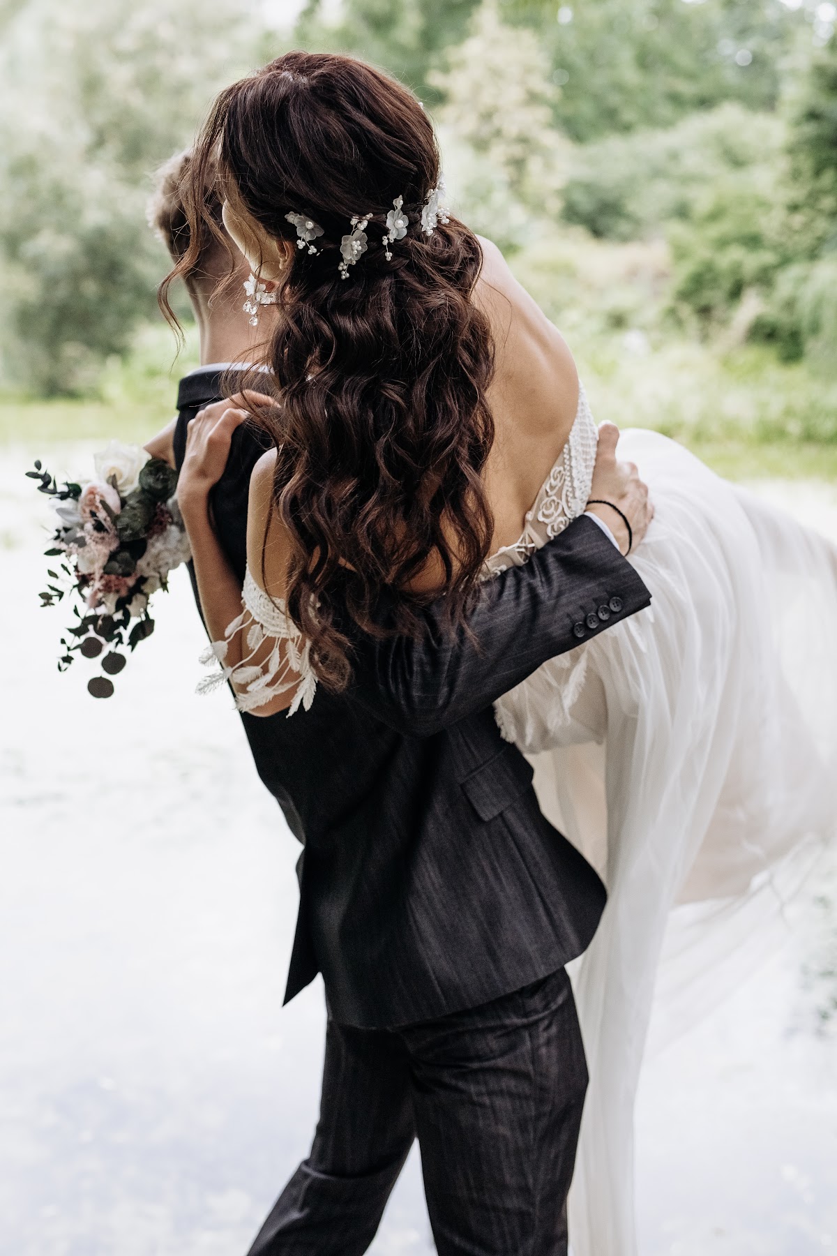 Портфолио: Свадебные прически