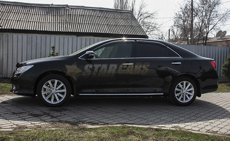 Toyota Camry v50