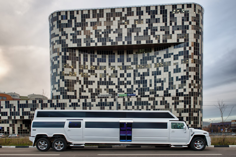 Хаммер H2 MEGA BUS