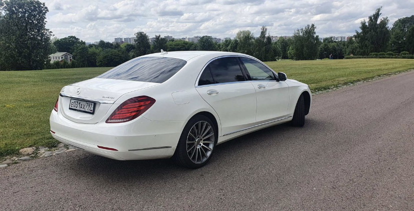 Mercedes-Benz S-Class W222(белый)
