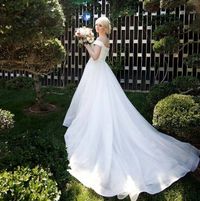 Алена Попова