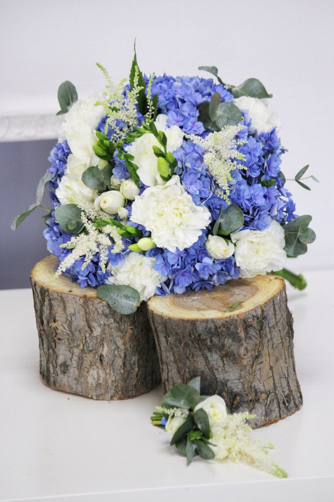 MALINA FLOWERS