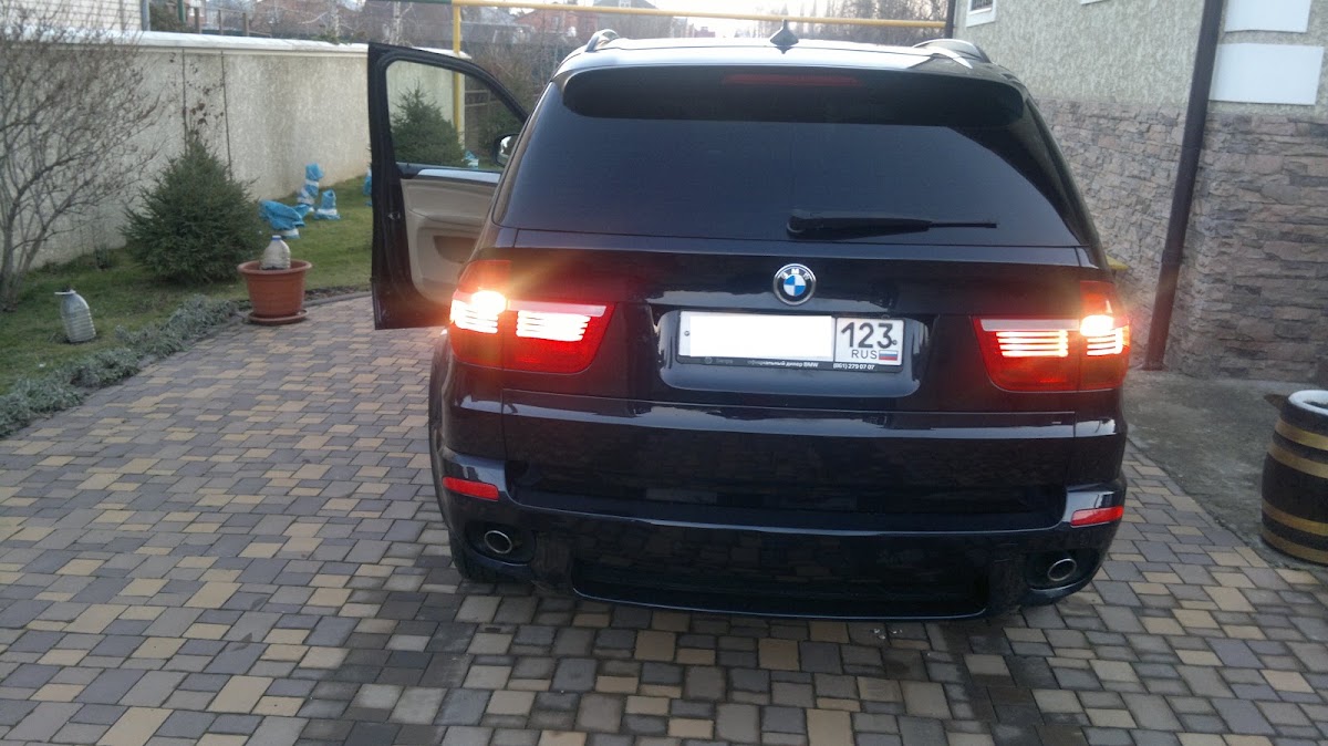 BMW X5 — кадр 2 из 5