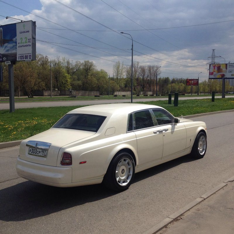 Роолс-Ройс Фантом